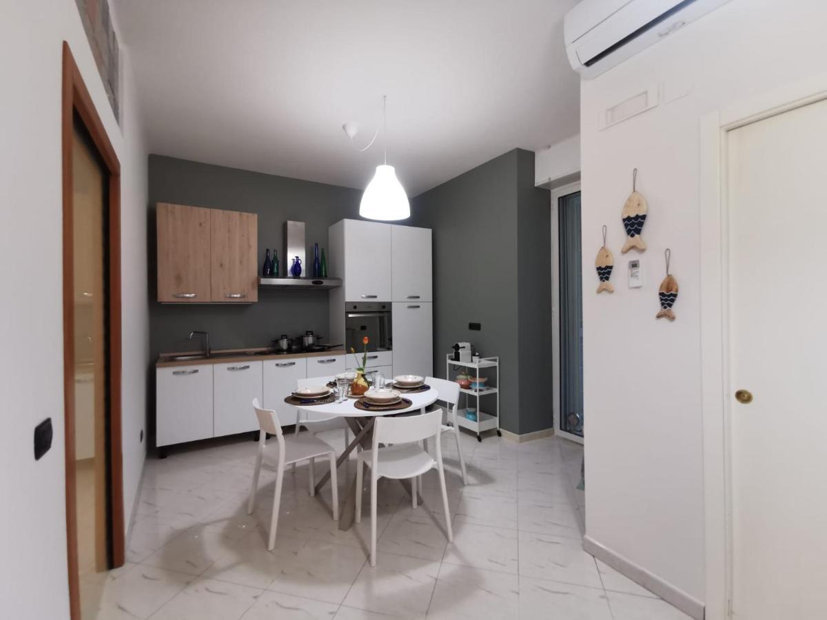 Comfort Apartment And Terrace Nel Cuore Di バーリ エクステリア 写真